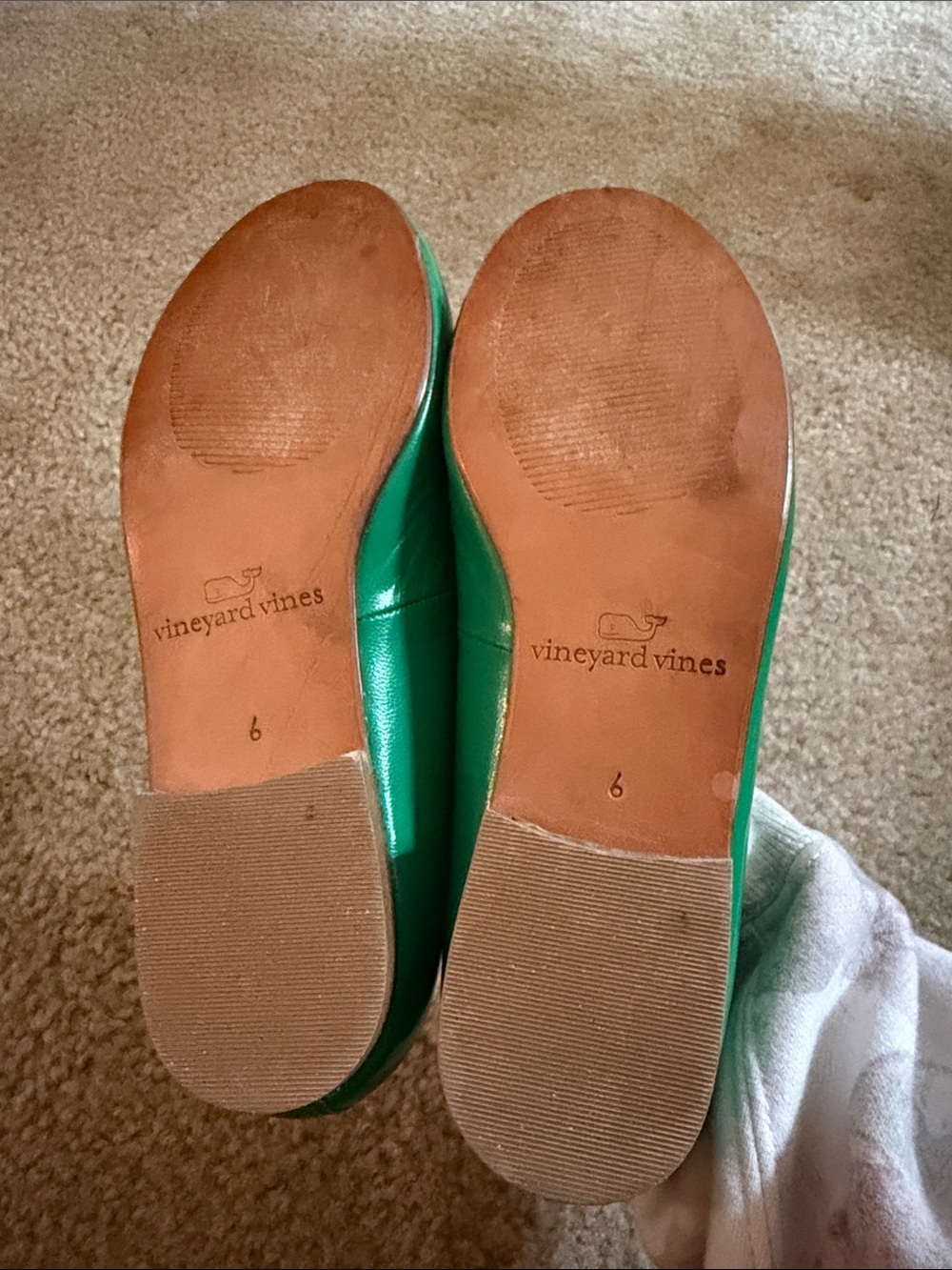 Vineyard Vines Emerald Green Bow Ballet Flats - Picture 3 of 3